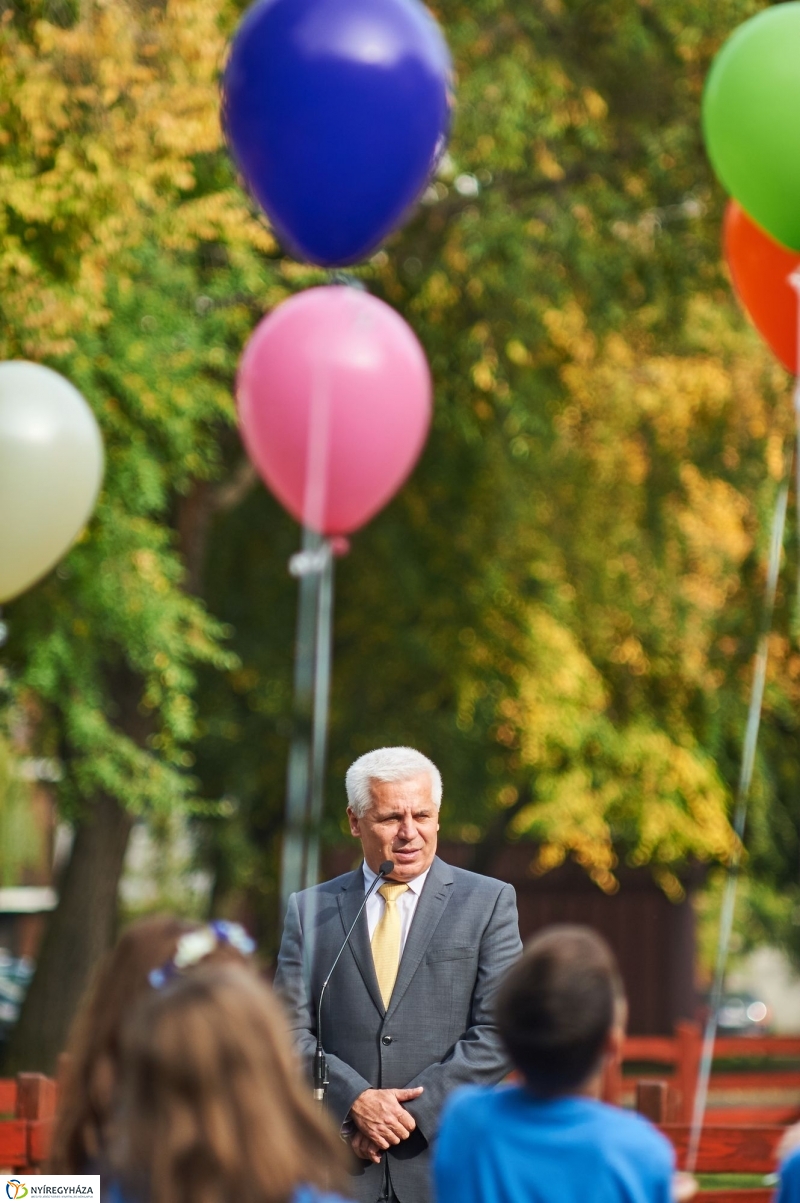 Játszótér átadás a Dohány utcán - fotó Szarka Lajos