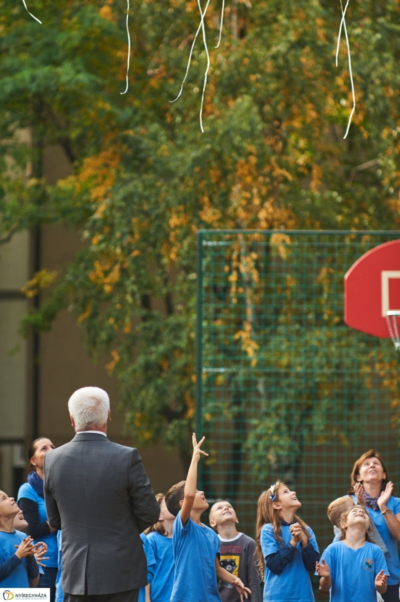 Játszótér átadás a Dohány utcán - fotó Szarka Lajos