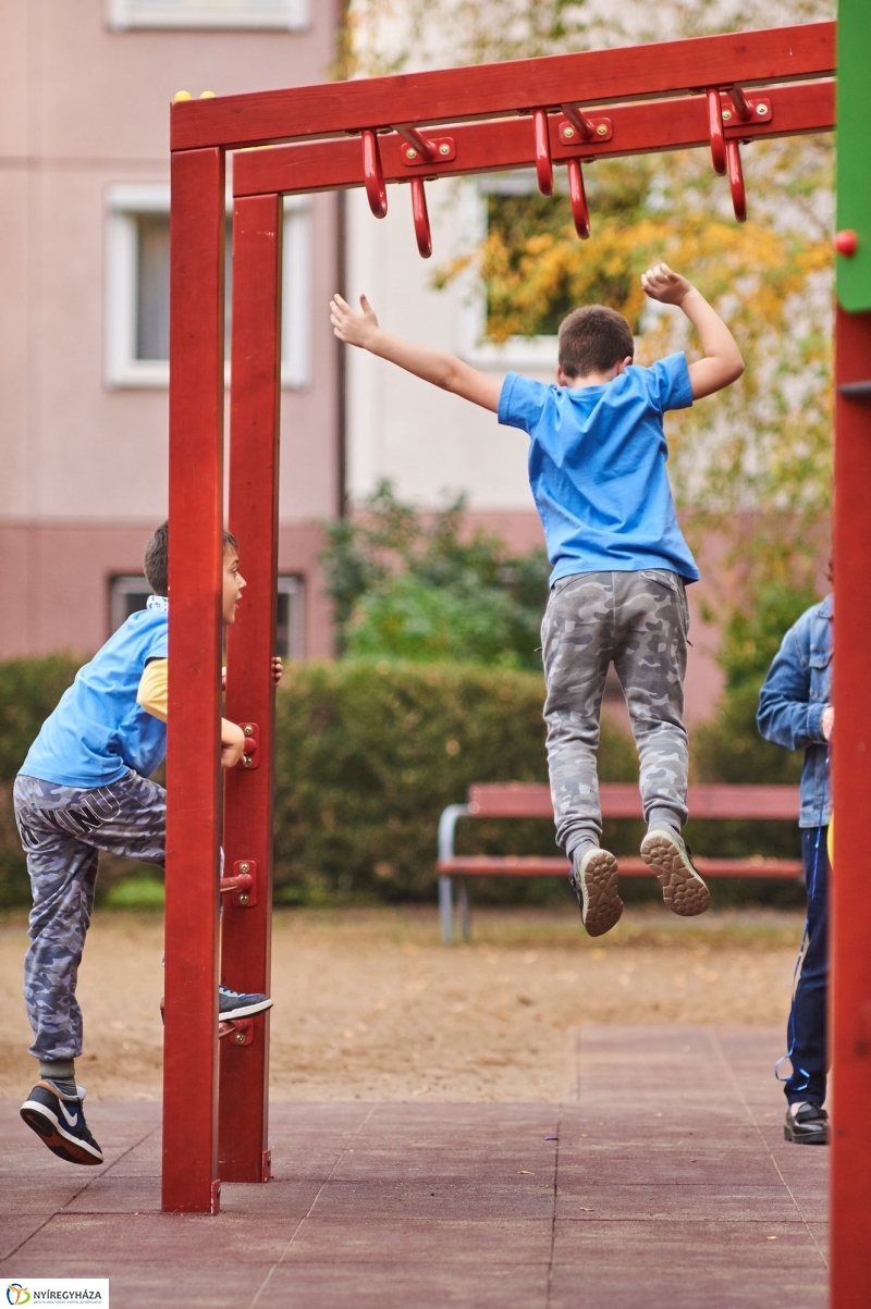 Játszótér átadás a Dohány utcán - fotó Szarka Lajos