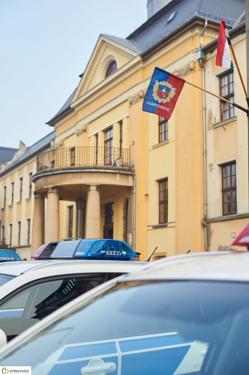 Új rendőrautók - fotó Szarka Lajos