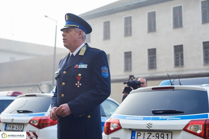 Új rendőrautók - fotó Szarka Lajos