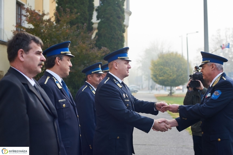 Új rendőrautók - fotó Szarka Lajos