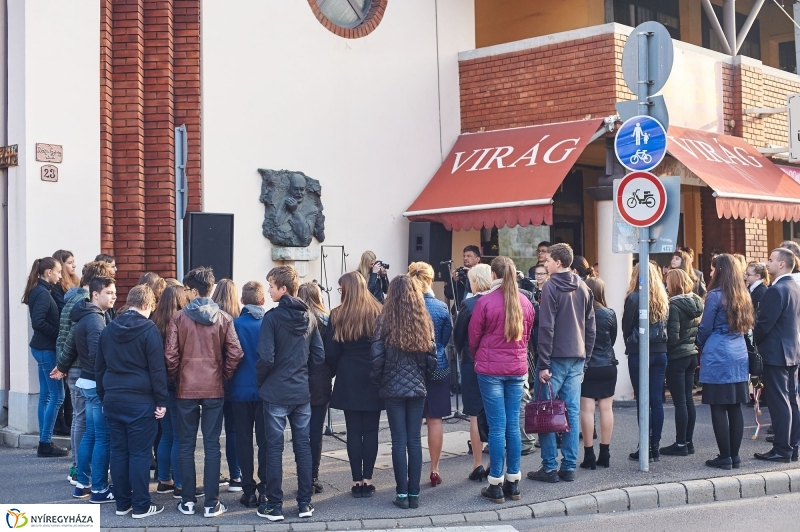Megemlékező koszorúzások - fotó Szarka Lajos
