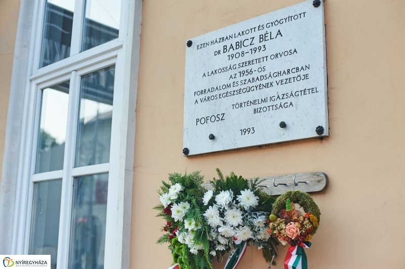 Megemlékező koszorúzások - fotó Szarka Lajos