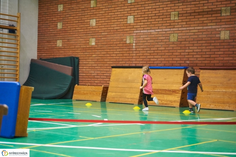 Mozdulj Nyíregyháza-gyerektorna - fotó Szarka Lajos