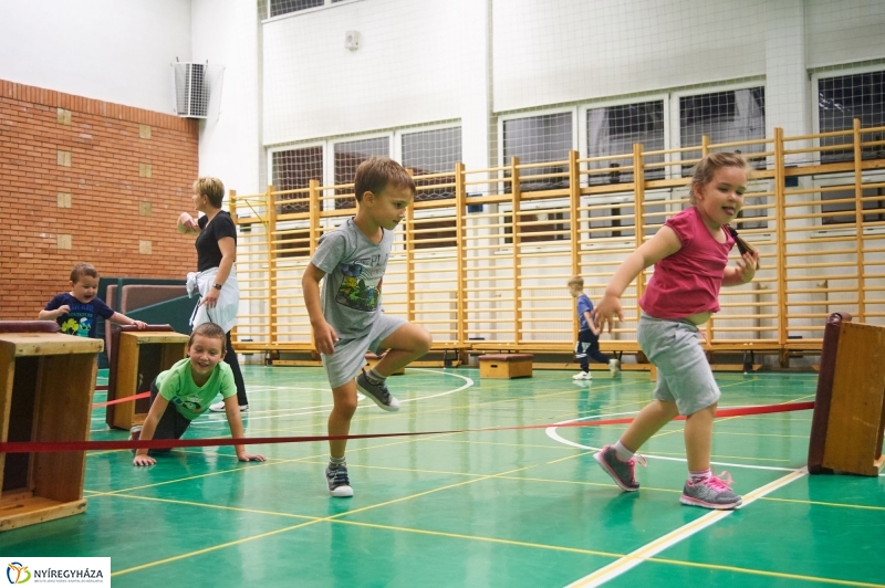 Mozdulj Nyíregyháza-gyerektorna - fotó Szarka Lajos
