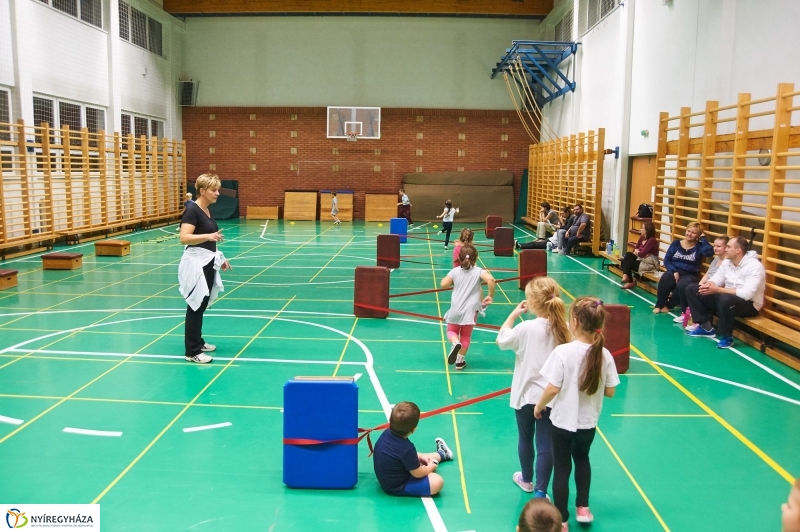 Mozdulj Nyíregyháza-gyerektorna - fotó Szarka Lajos