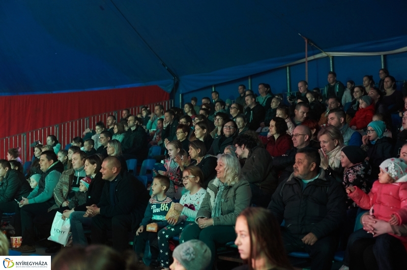 Richter Flórián Cirkusz Nyíregyházán - fotó Szarka Lajos