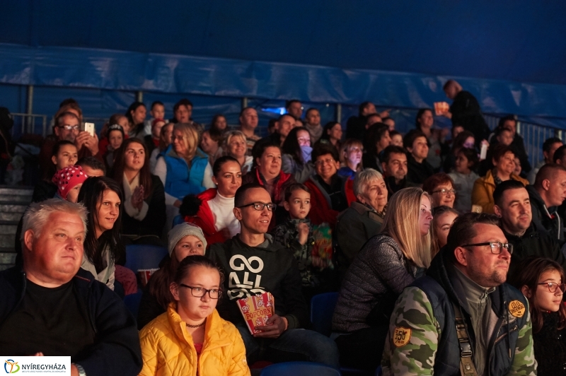 Richter Flórián Cirkusz Nyíregyházán - fotó Szarka Lajos