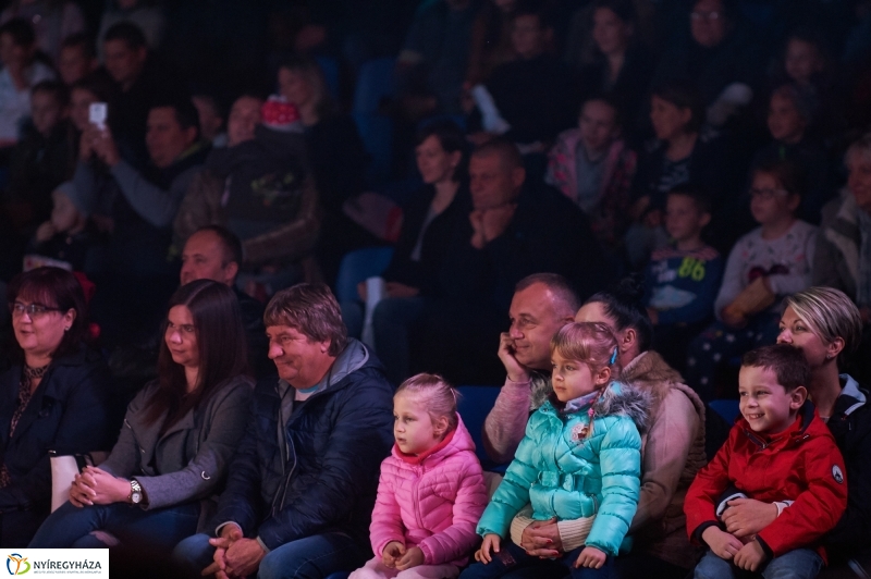 Richter Flórián Cirkusz Nyíregyházán - fotó Szarka Lajos