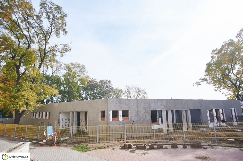 Épül a kórházi óvoda - fotó Szarka Lajos
