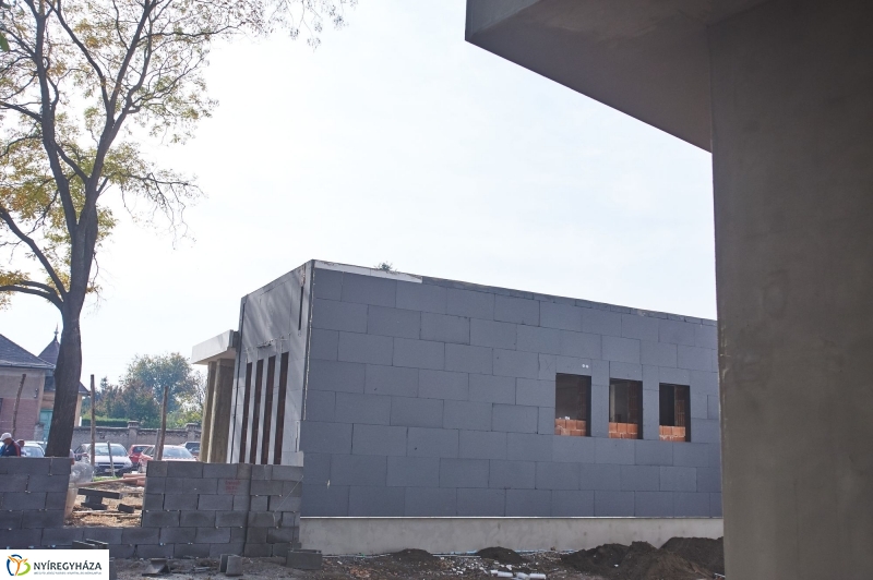 Épül a kórházi óvoda - fotó Szarka Lajos