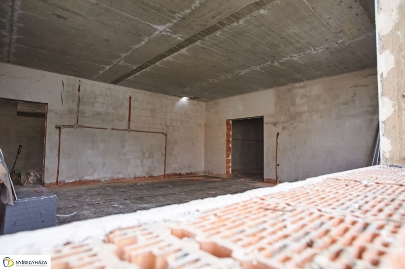 Épül a kórházi óvoda - fotó Szarka Lajos