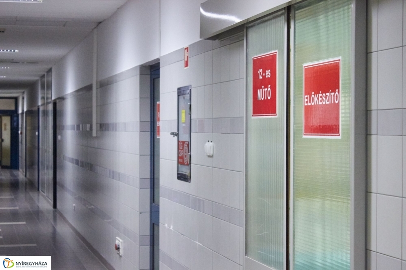 Új műtőasztal és röntgen a kórházban - fotó Szarka Lajos