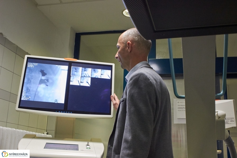 Új műtőasztal és röntgen a kórházban - fotó Szarka Lajos