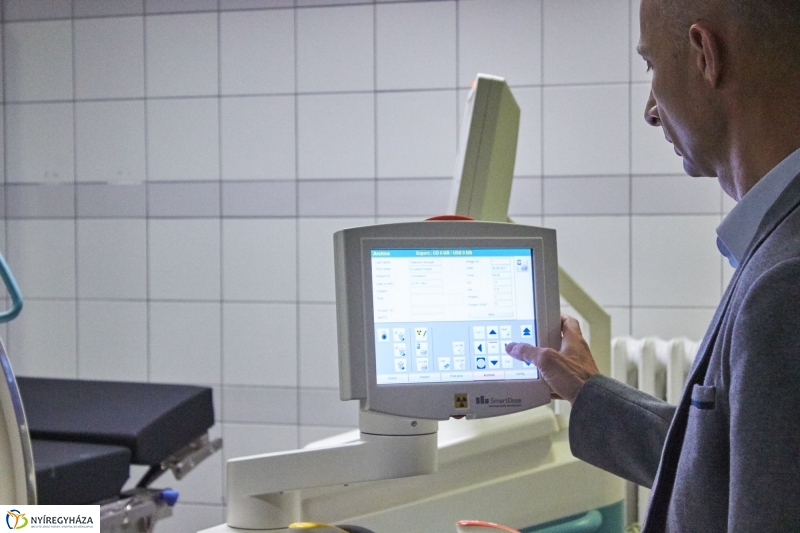 Új műtőasztal és röntgen a kórházban - fotó Szarka Lajos