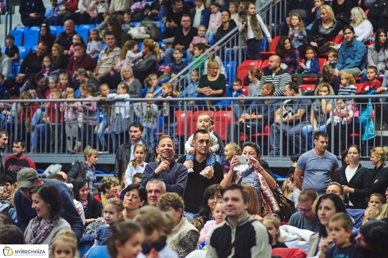 Alma-szüret Nyíregyházán - fotó Szarka Lajos