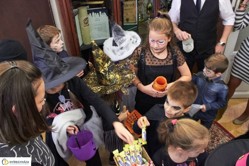 Halloween a Városházán - fotó Szarka Lajos