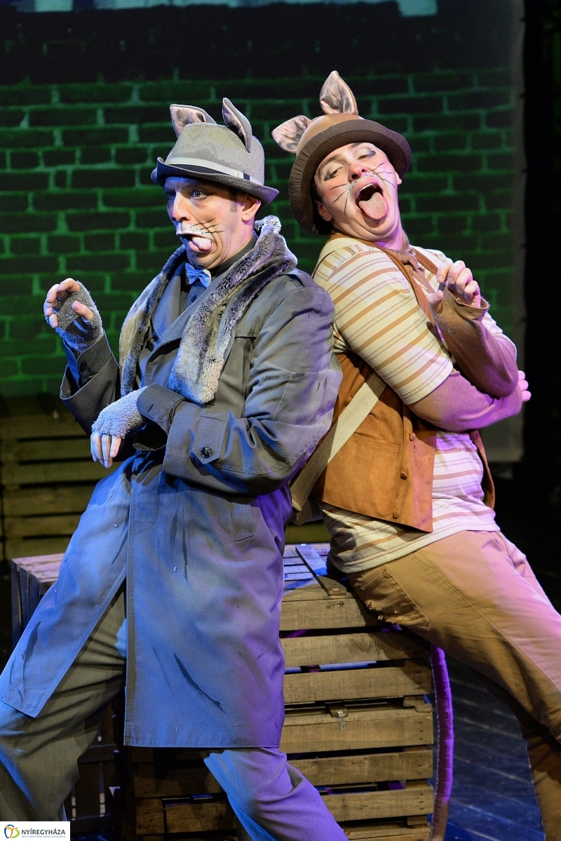 Mirr-Murr kalandjai - fotó Trifonov Éva