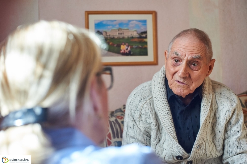 Szépkorú köszöntése Miskolczi István - fotó Szarka Lajos