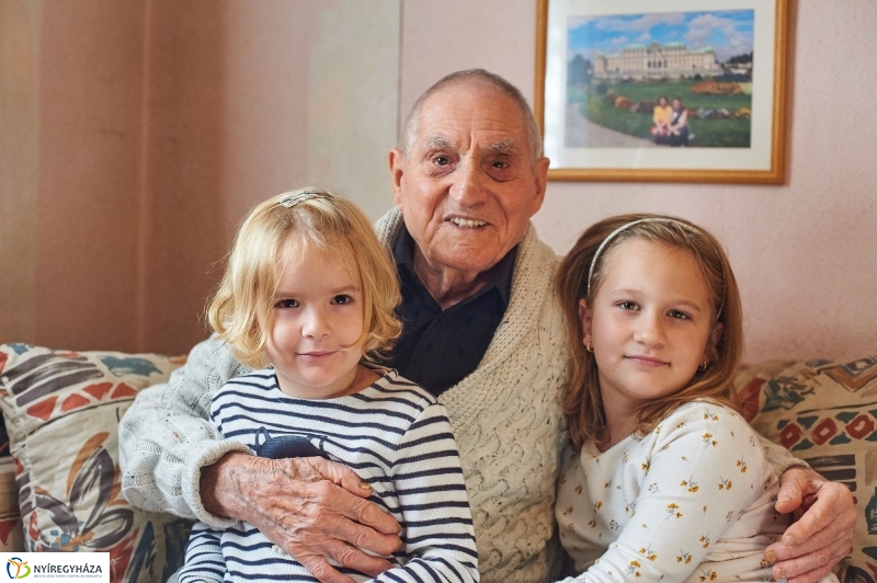 Szépkorú köszöntése Miskolczi István - fotó Szarka Lajos