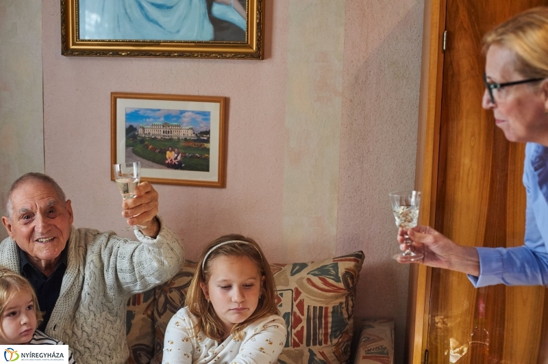 Szépkorú köszöntése Miskolczi István - fotó Szarka Lajos