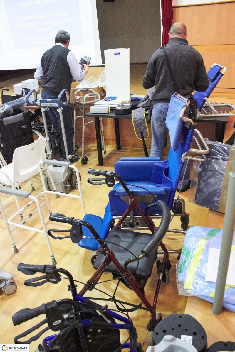 Életvitelt segítő eszközök - fotó Szarka Lajos