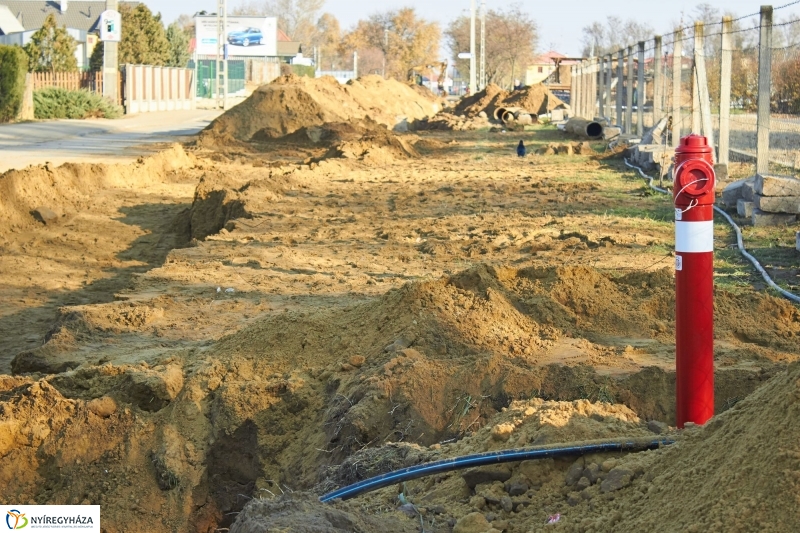 Munkálatok a Tünde utcán - fotó Szarka Lajos