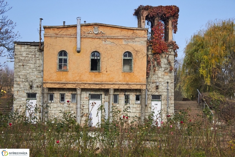 Szabadtéri színpad munkálatai - fotó Szarka Lajos