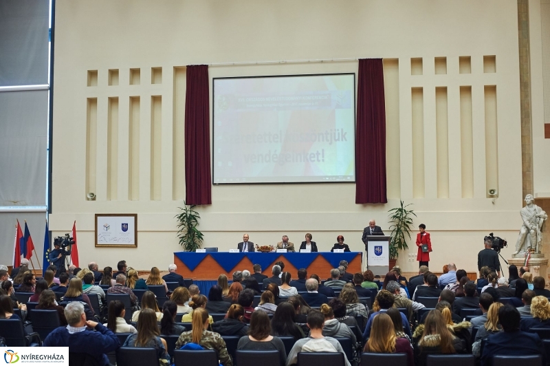 Neveléstudományi konferencia az egyetemen - fotó Szarka Lajos