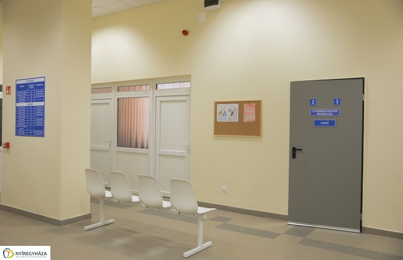 A megújult Városi Rendelőintézet átadása-fotó Trifonov Éva