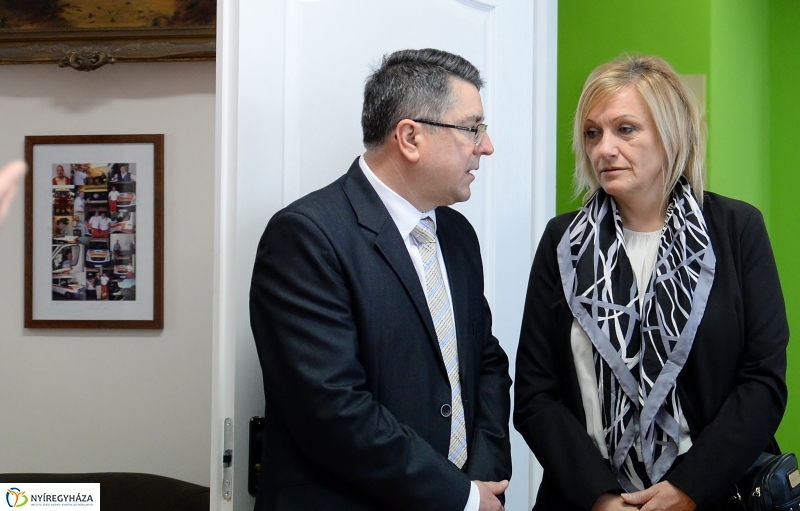 A megújult Városi Rendelőintézet átadása-fotó Trifonov Éva