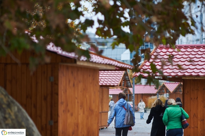 Készülődés az Adventi Forgatagra - fotó Szarka Lajos