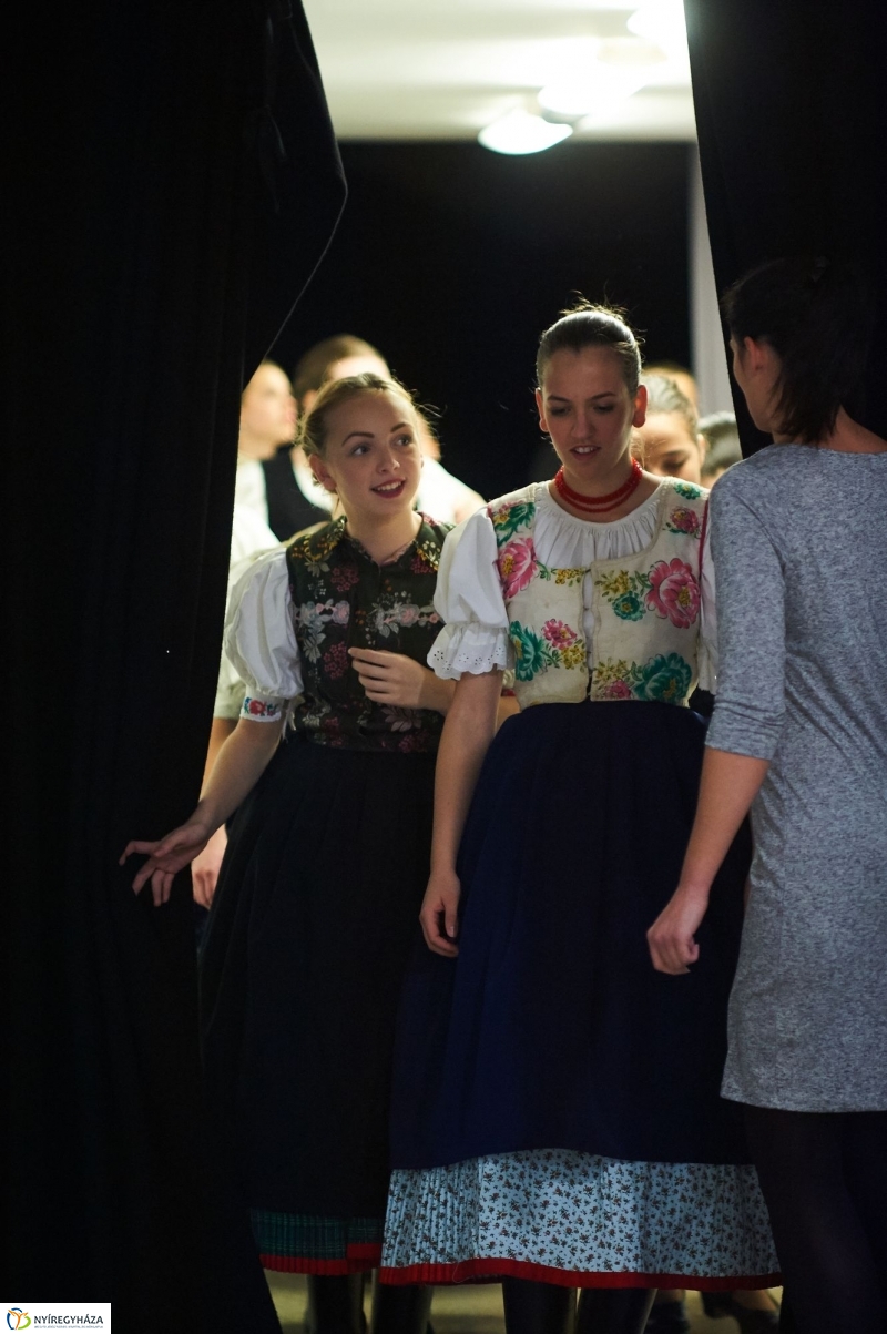 Ifjúsági néptáncfesztivál - fotó Szarka Lajos