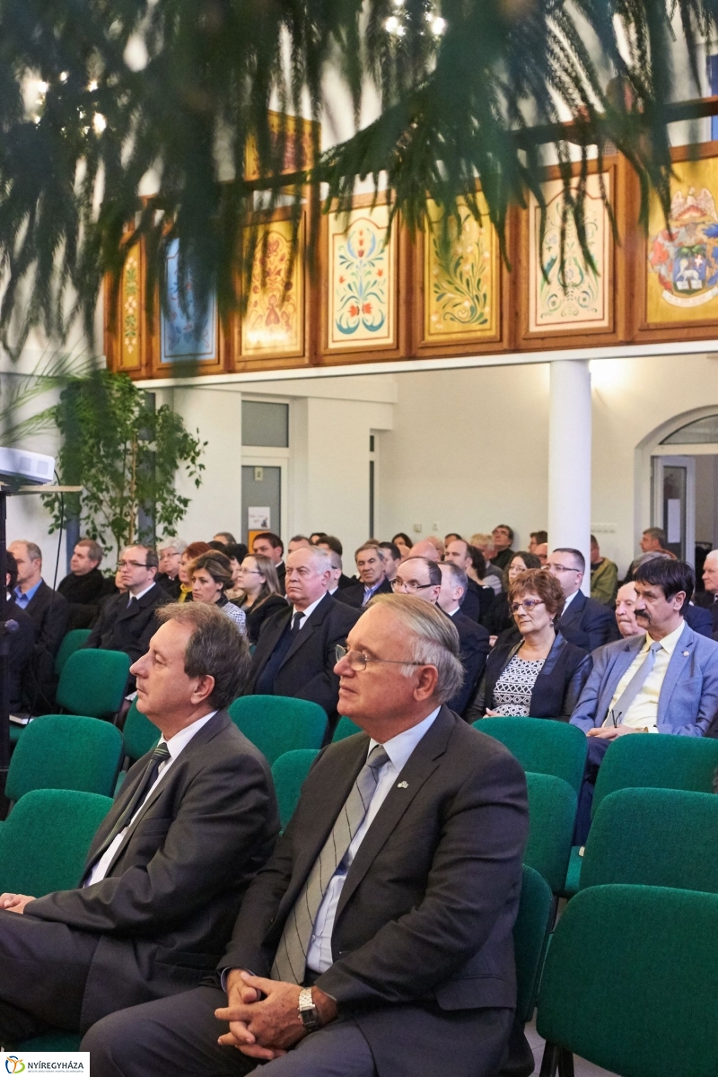 Ünnepség a református templomban - fotó Szarka Lajos