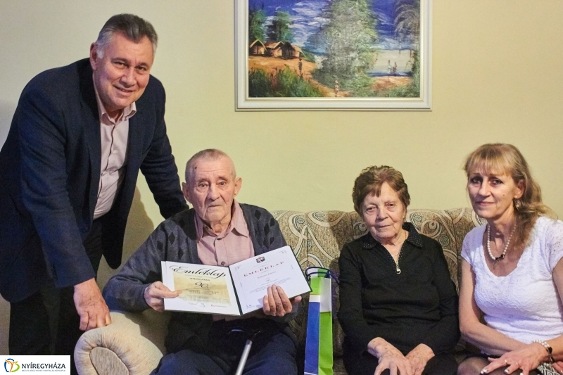 Szépkorú köszöntése Sipos János - fotó Szarka Lajos