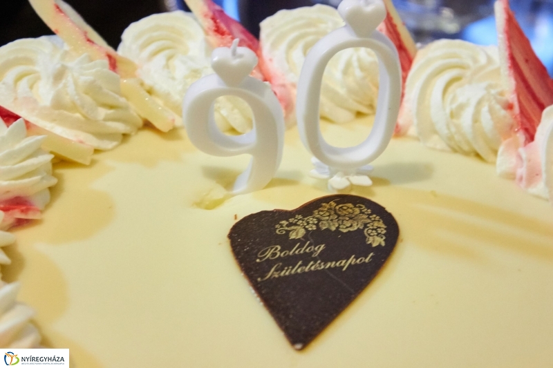 Szépkorú köszöntése Sipos János - fotó Szarka Lajos