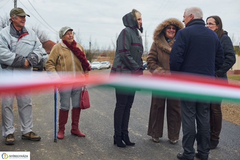 Szikes utca átadása - fotó Szarka Lajos