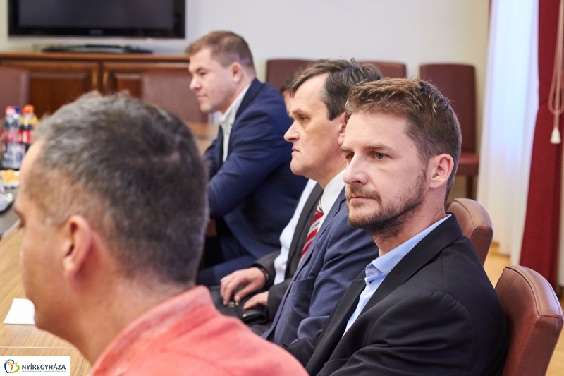 SOSZ sajtótájékoztató - fotó Szarka Lajos