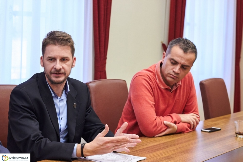 SOSZ sajtótájékoztató - fotó Szarka Lajos