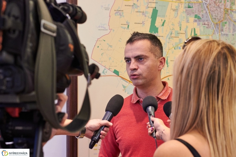 SOSZ sajtótájékoztató - fotó Szarka Lajos