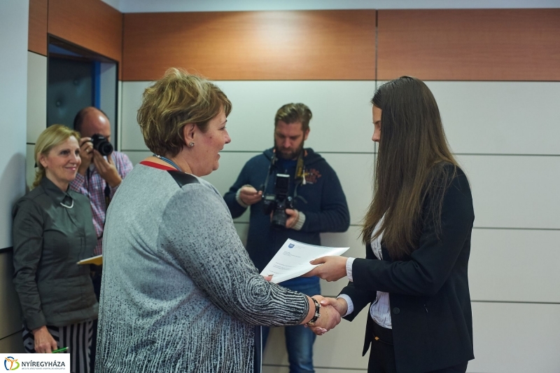 Egyetemi ösztöndíjasok - fotó Szarka Lajos