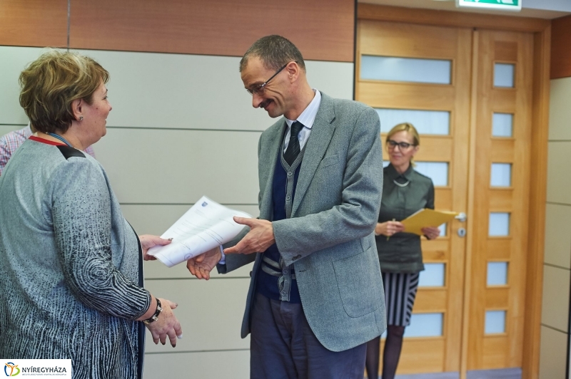 Egyetemi ösztöndíjasok - fotó Szarka Lajos