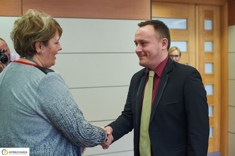 Egyetemi ösztöndíjasok - fotó Szarka Lajos