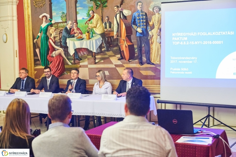 Foglalkoztatási paktum 20171117 - fotó Szarka Lajos