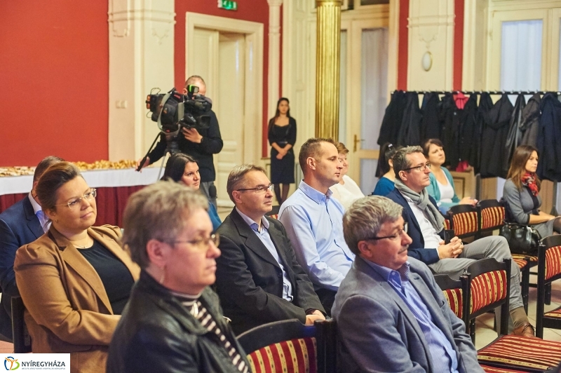 Foglalkoztatási paktum 20171117 - fotó Szarka Lajos