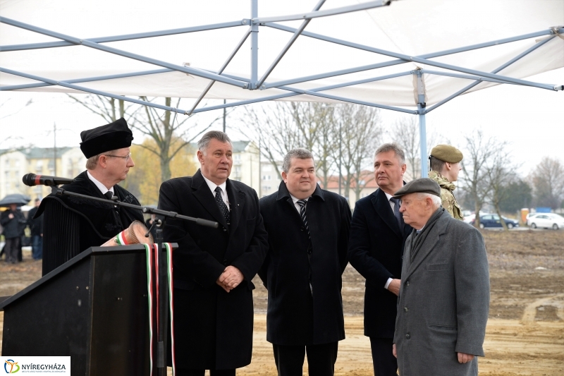 Református templom alapkőletétel - fotó Trifonov Éva