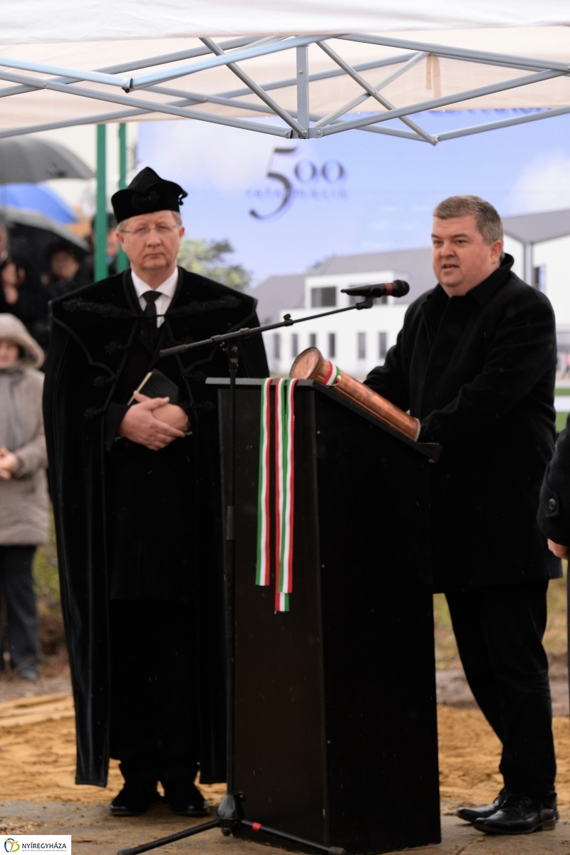 Református templom alapkőletétel - fotó Trifonov Éva