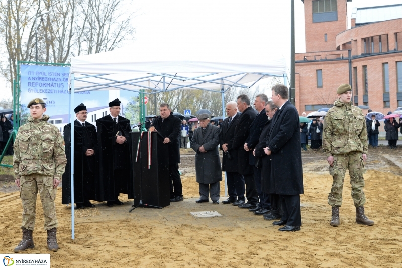 Református templom alapkőletétel - fotó Trifonov Éva