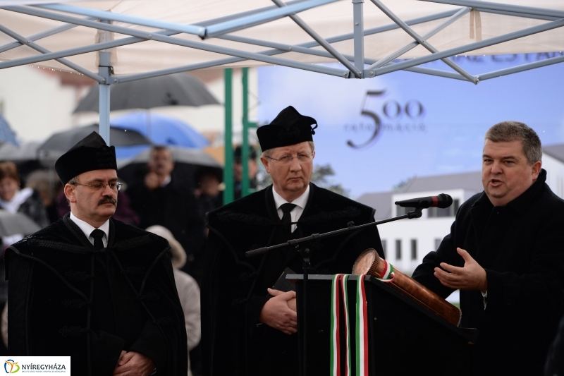 Református templom alapkőletétel - fotó Trifonov Éva